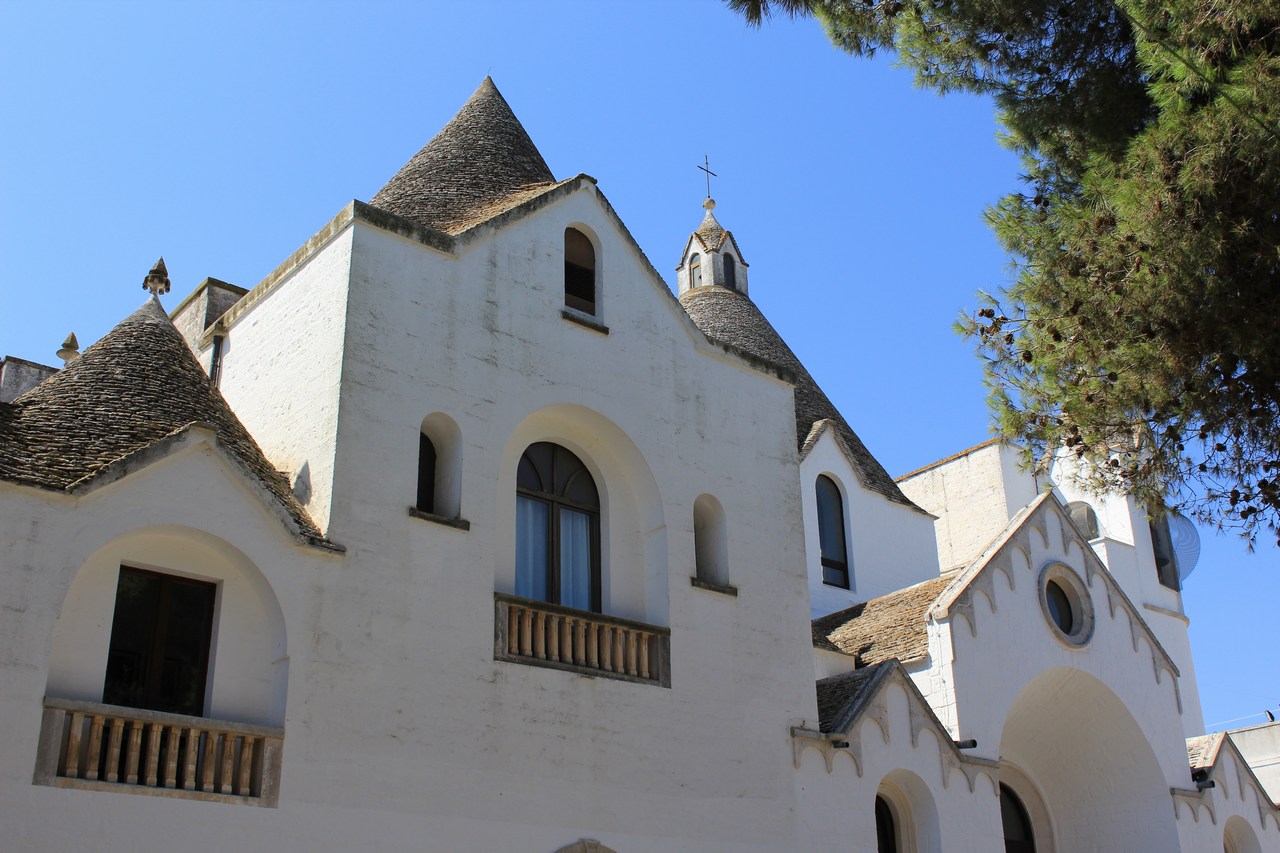 Eglise Saint-Antoine de Padoue Alberobello Eglise Saint-Antoine de Padoue Alberobello