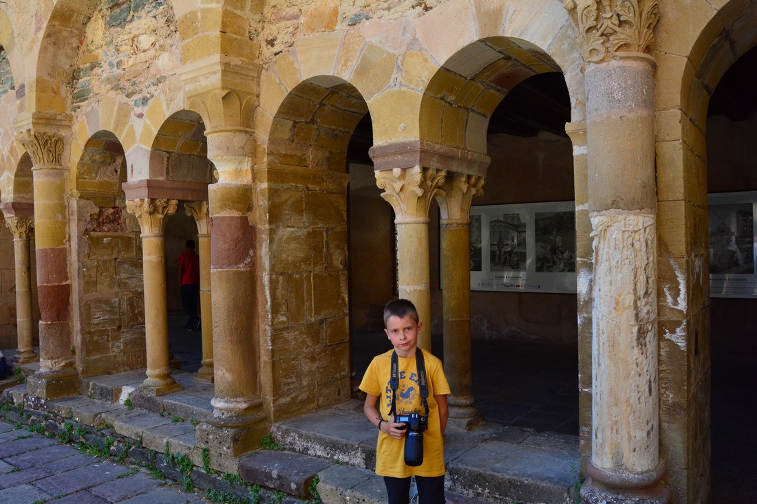 cloître Sainte Foy Conques