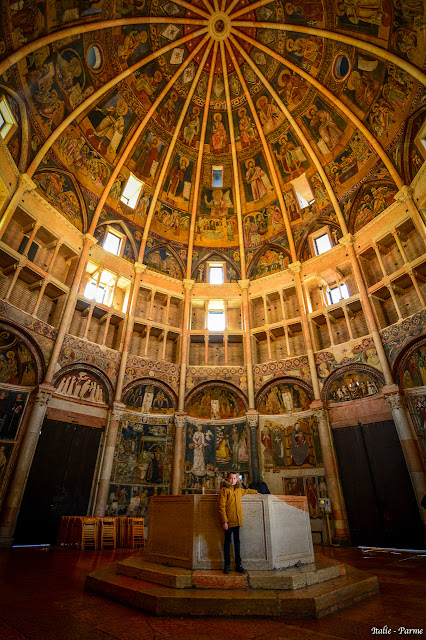 baptistère de Parme
